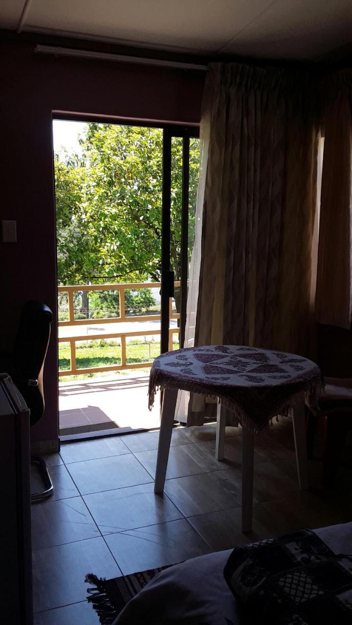 Otentik Guesthouse Mbabane Ngoại thất bức ảnh